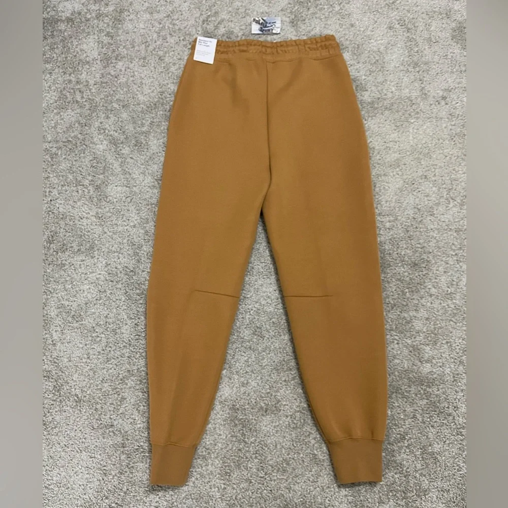 New Nike Tech Fleece Pants Flax Brown Jogger Sweatpants Sportswear Mid Rise - Picture 4 of 8